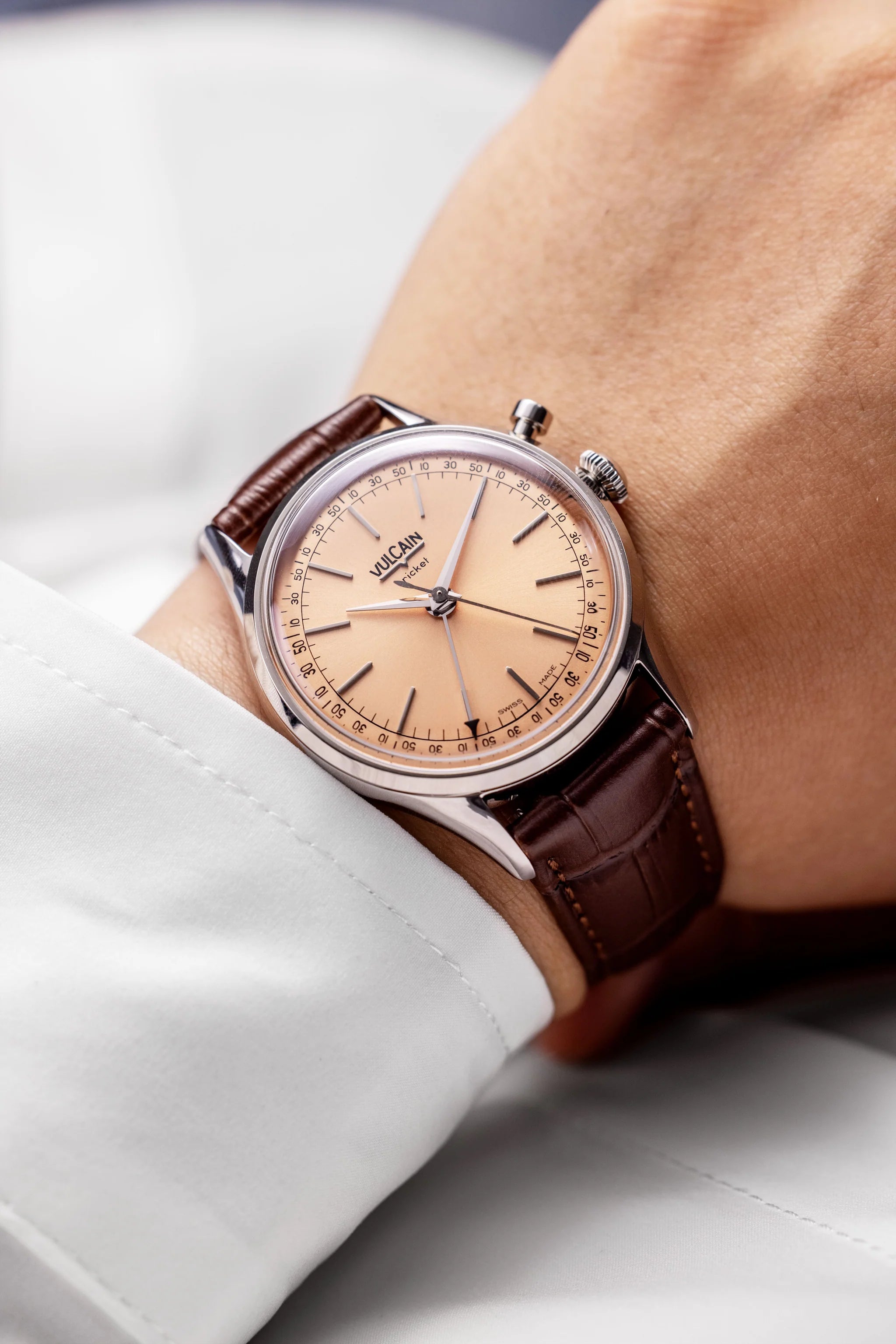 Vulcain Cricket President (39mm) Pale Salmon 100173A80 / 100273A80