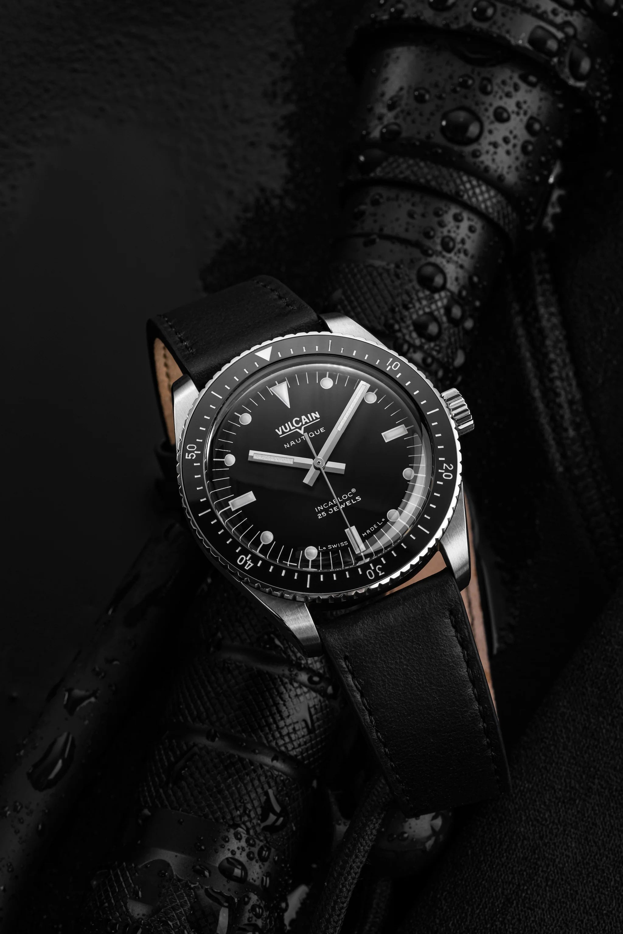 Vulcain Skindiver Nautique Black (38mm) 660170B07