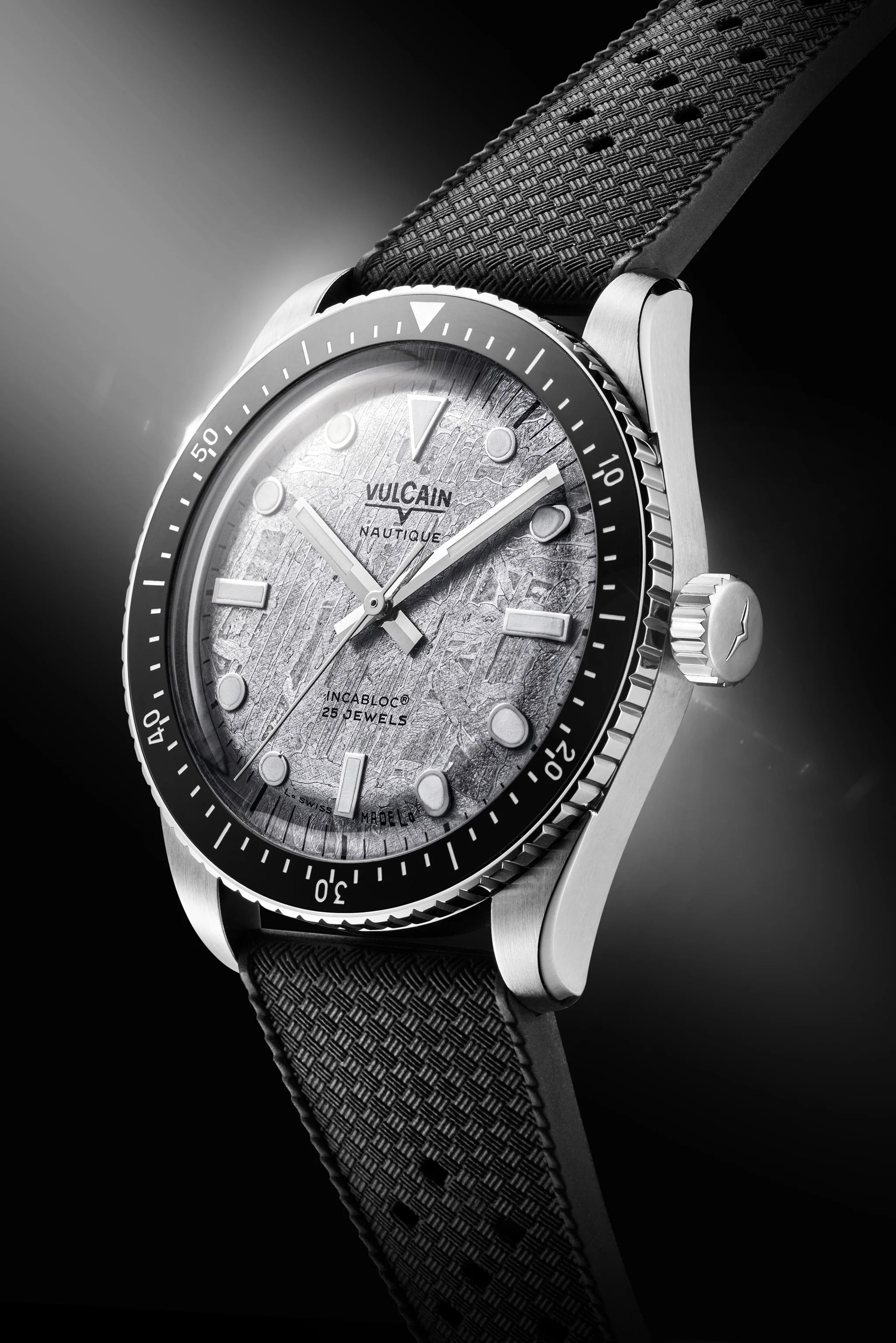Vulcain Skindiver Nautique Meteorite (38mm) 660170T17