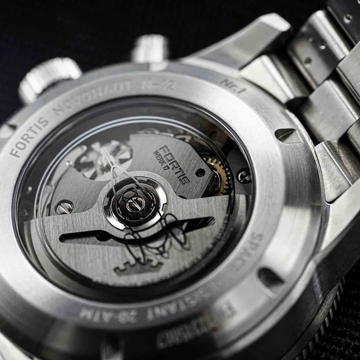 Fortis Novonaut N-42 Cobalt Blue Legacy F2040012