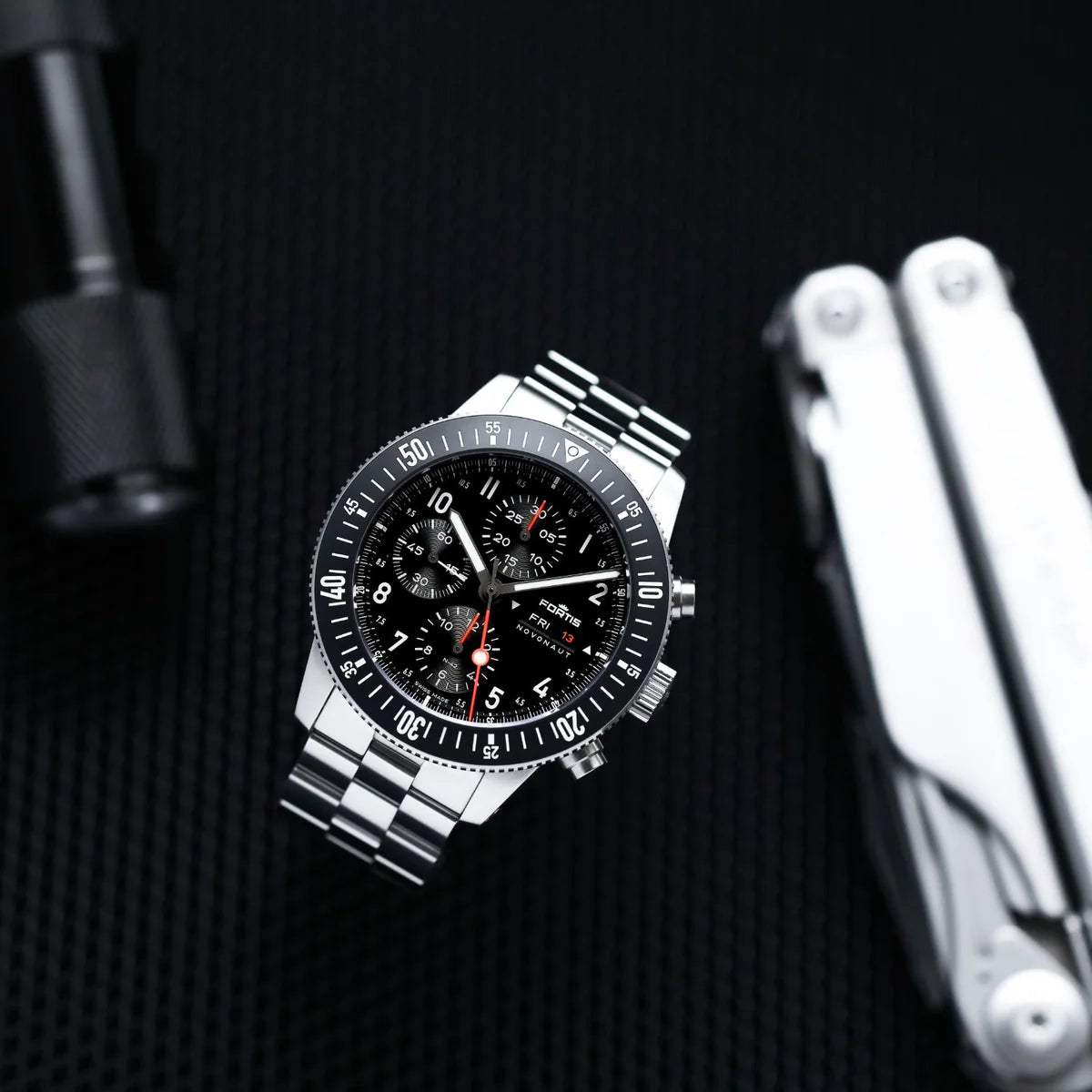 Fortis Novonaut N-42 Legacy on Block Bracelet F2040008