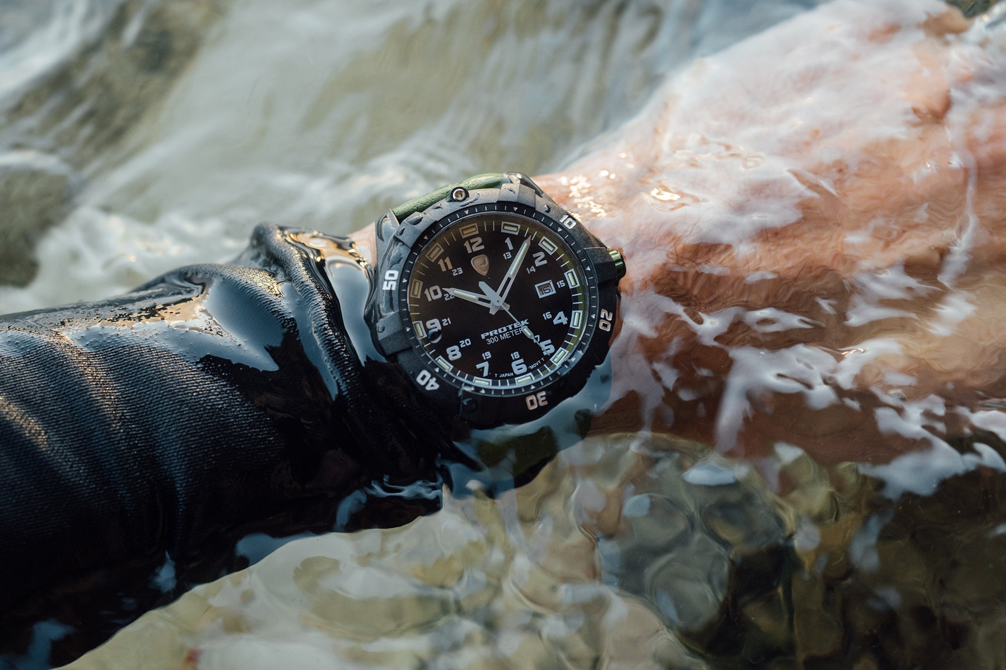 ProTek Carbon Composite Dive Watch (42mm) PT1005G