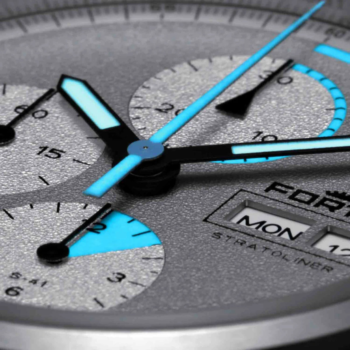 Fortis Stratoliner S-41 Cool Gray F2340007