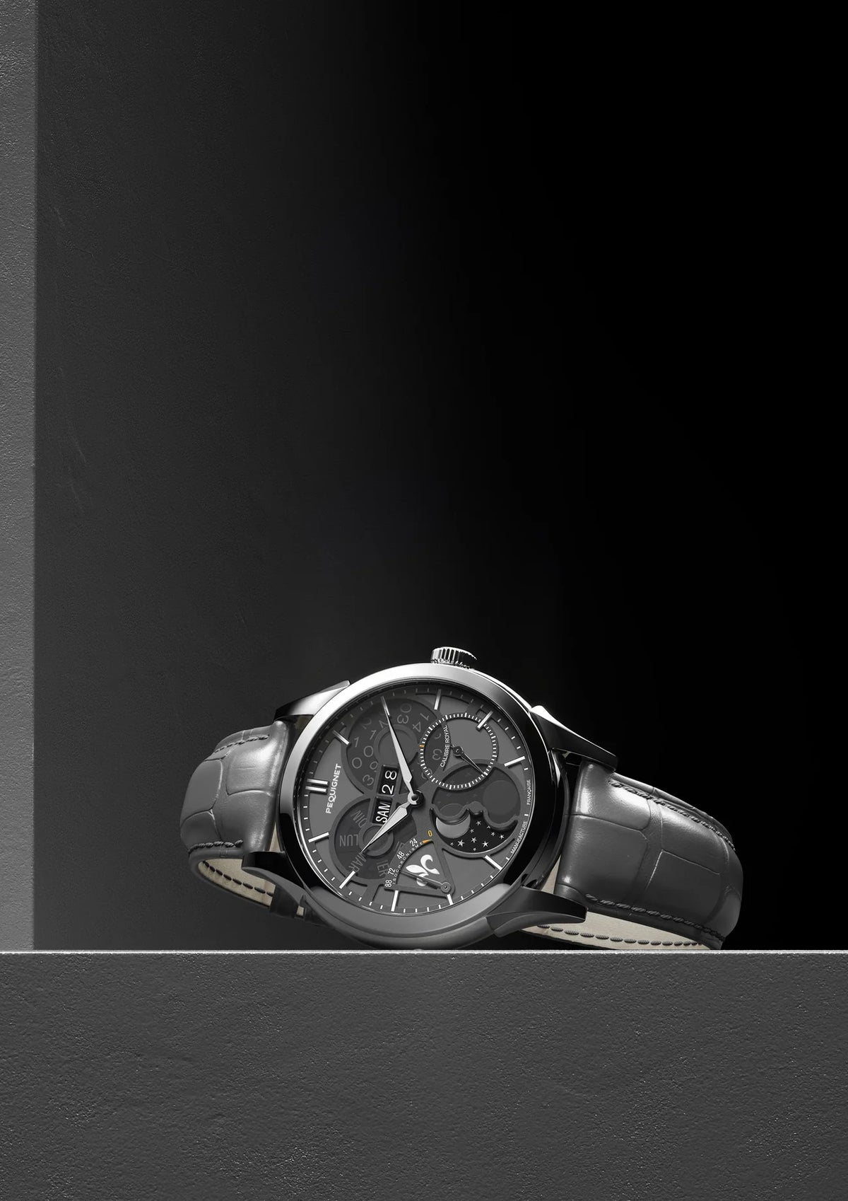 Pequignet Royale Saphir Shade Grey (42mm) 9010833