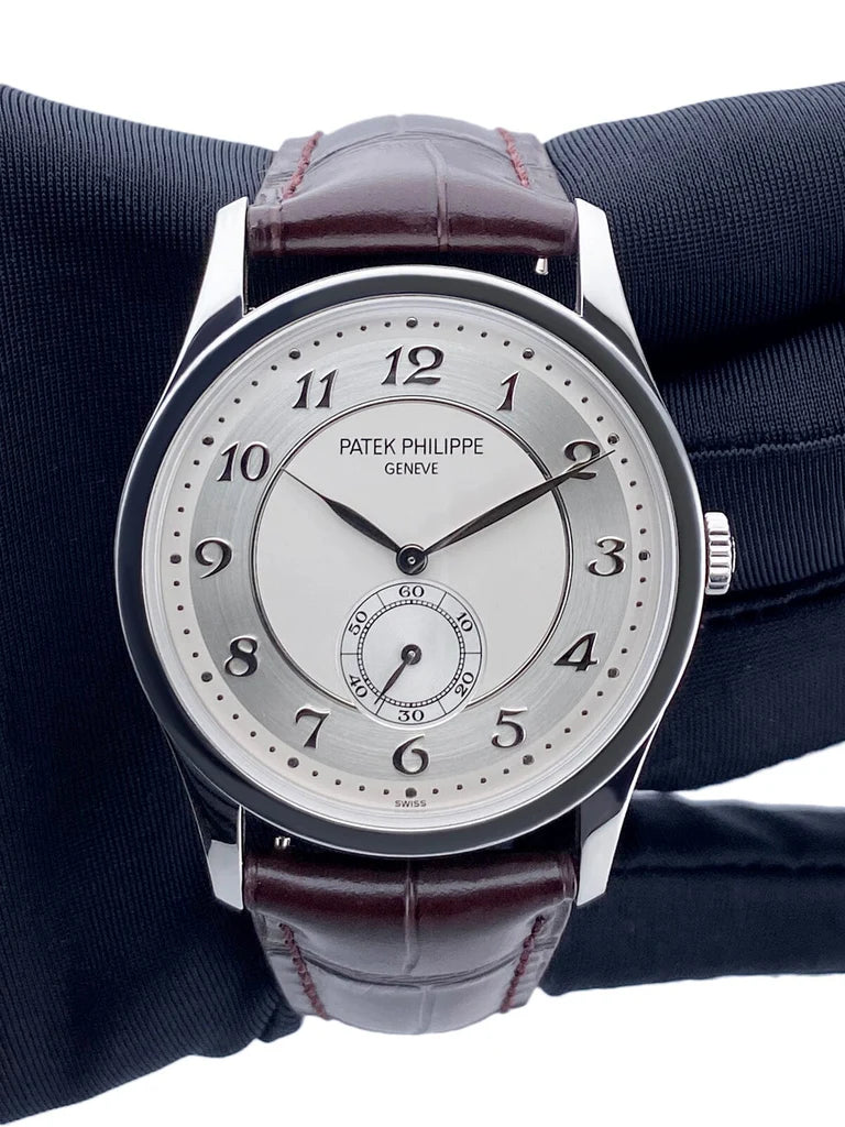 Patek Phillipe Calatrava (37mm) 5196P-001