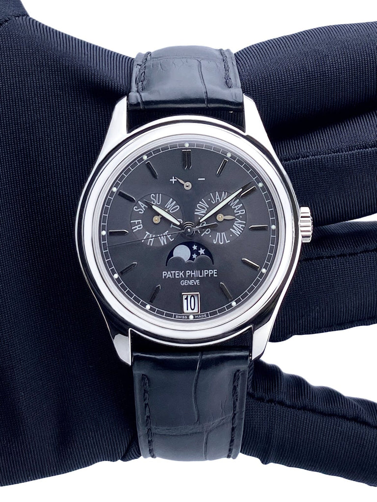 Patek Philippe Annual Calendar (39mm) 5146P