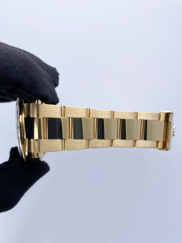 Rolex Oyster Perpetual Cosmograph Daytona (40mm) 116508