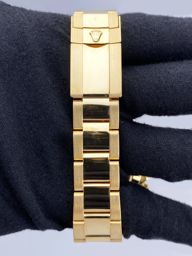 Rolex Oyster Perpetual Cosmograph Daytona (40mm) 116528