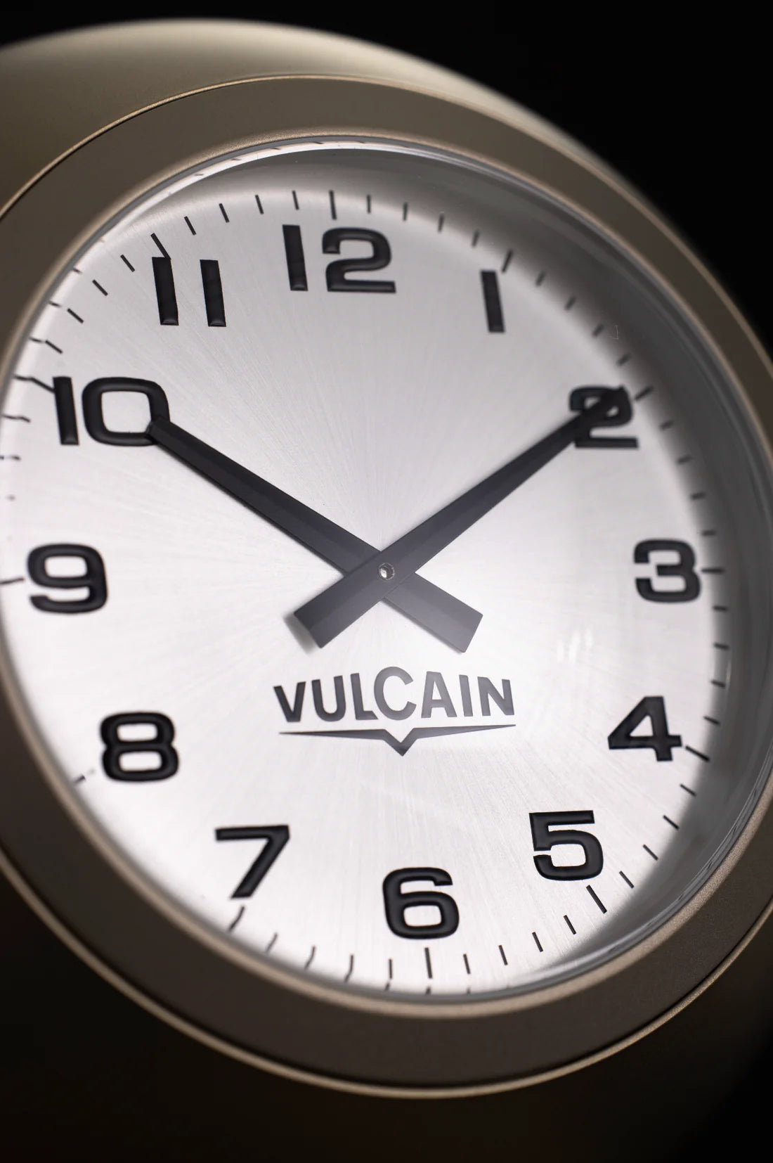 Vulcain Table Clock V-TCLOCK