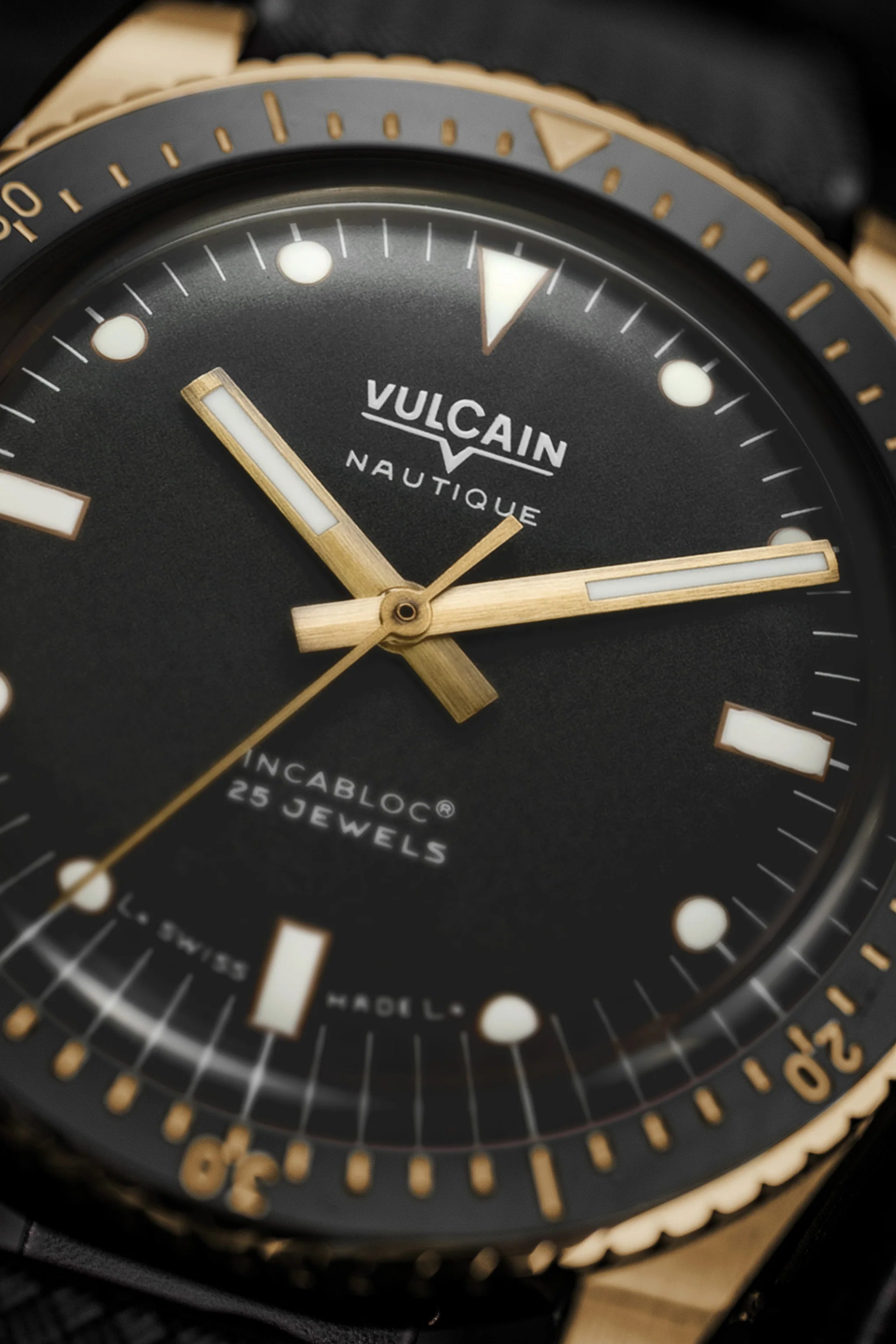 Vulcain Skindiver Bronze & Black (38mm) 662170A07