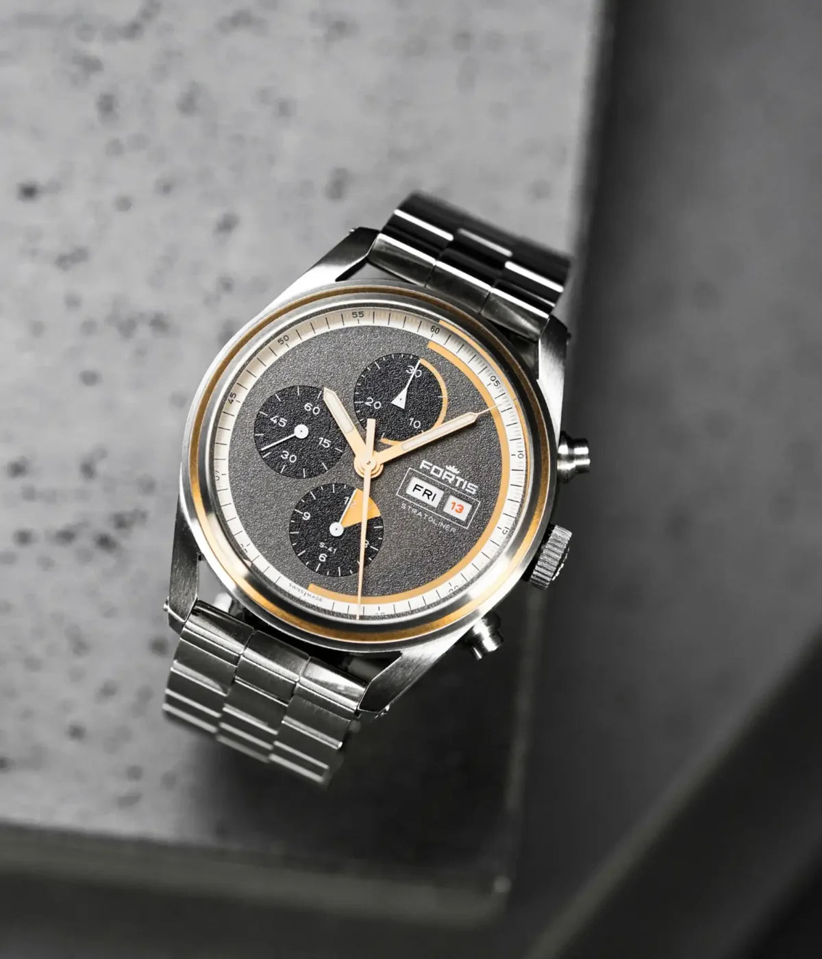 Fortis Stratoliner S-41 Cosmic Gray Supernova F2340013
